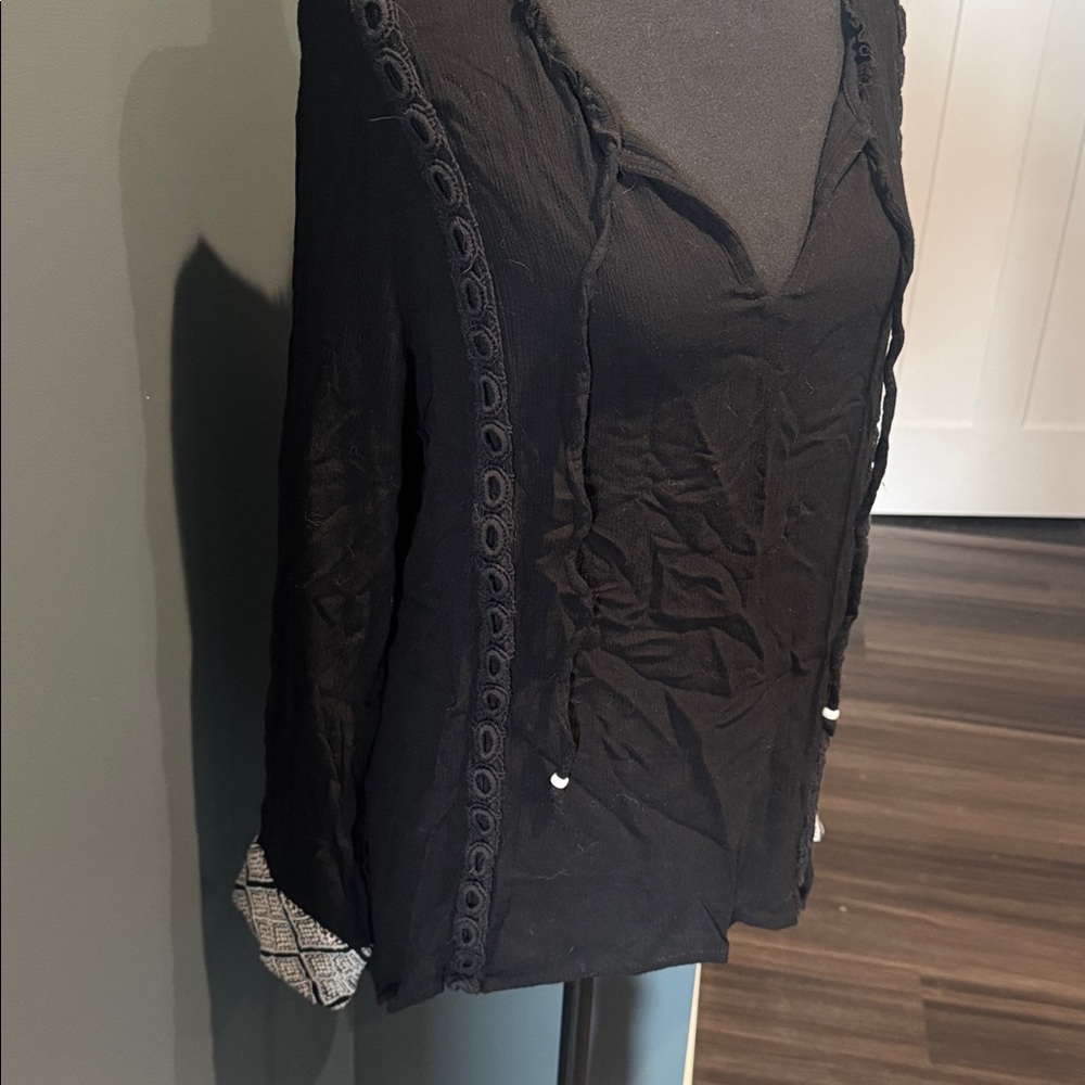 Charming Charlie Blouse